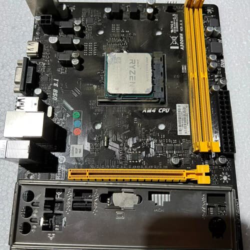 议价映泰 A320MH 十 R3 2200G CPU 套装 主板