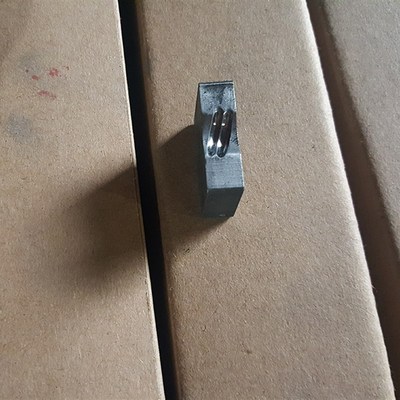 火腿肠打扣机下模具U型50型手动扎口机配件扎口Z压扣处模具