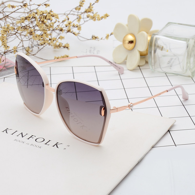 精致优雅珍珠偏光太阳眼镜女复古大框圆脸白色墨镜开车驾驶眼镜潮