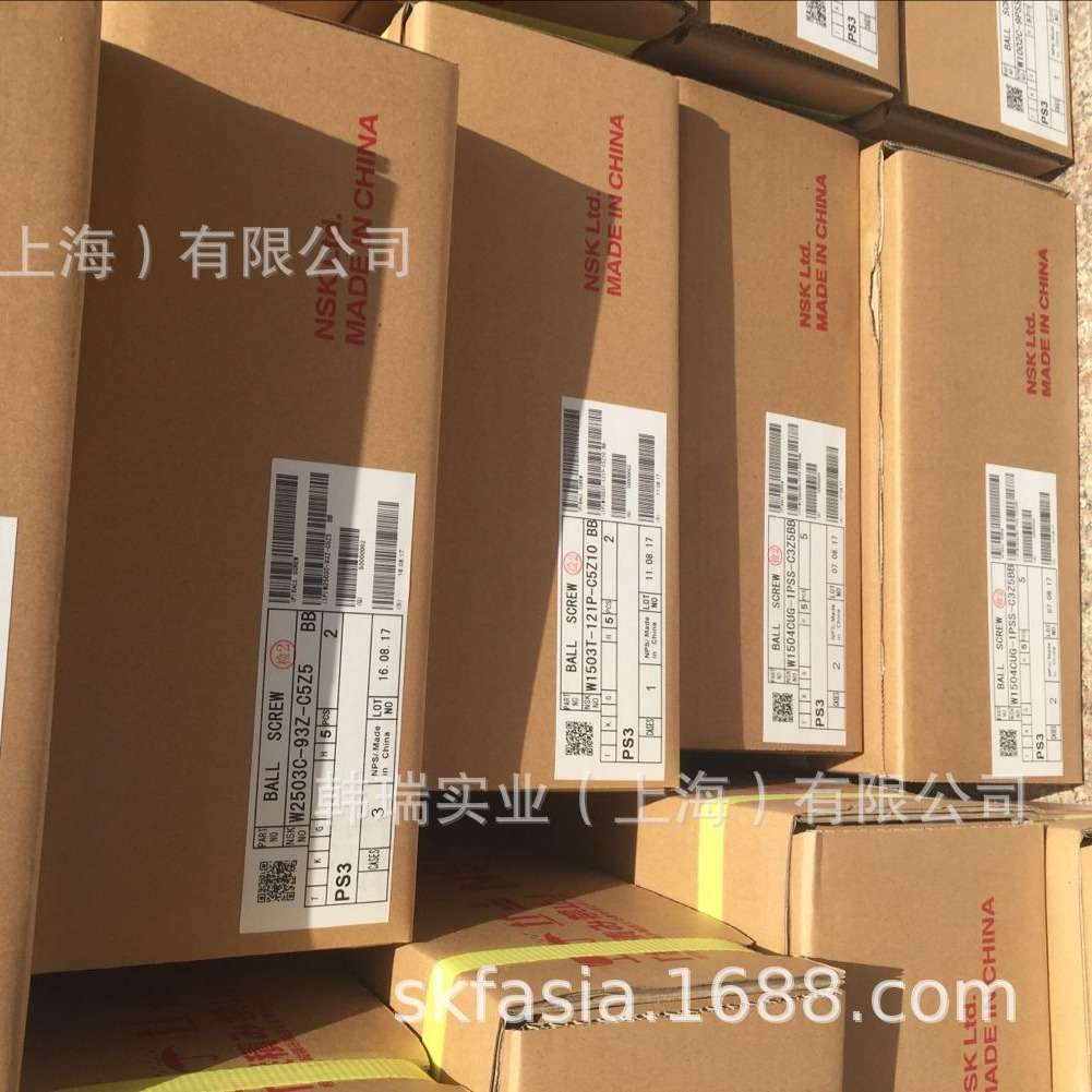 滚珠丝杆 W4015SA-3Z-C5Z10