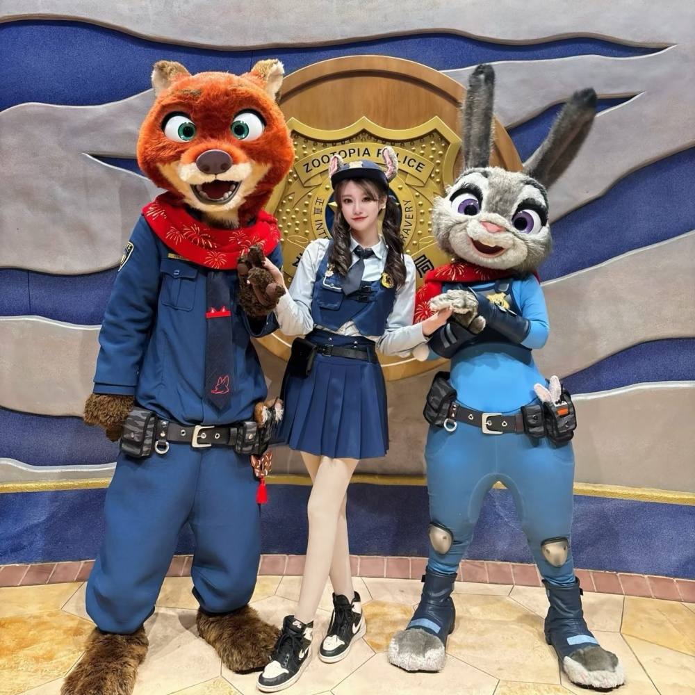 疯狂动物城迪士尼穿搭朱迪兔子警官cos衣服百褶裙子套装成人JK冬
