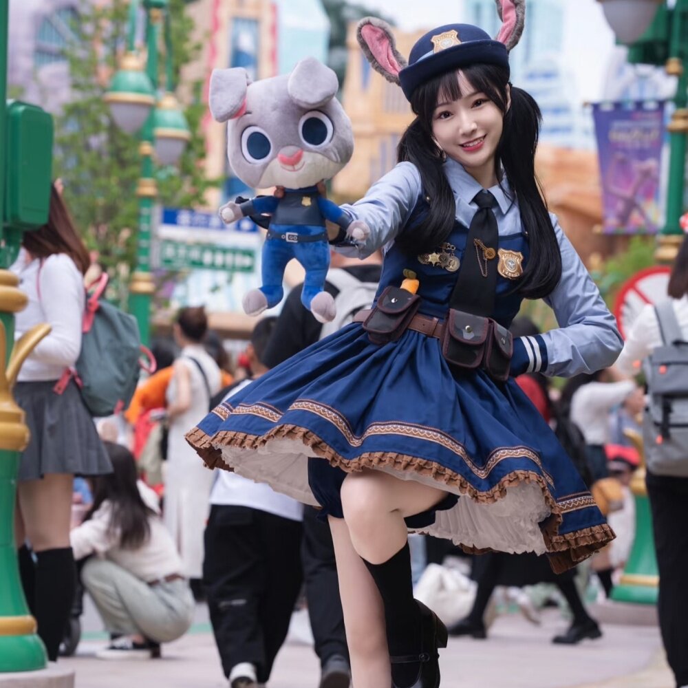 迪士尼穿搭朱迪兔子警官cos衣服洛丽塔公主裙圣诞节秋疯狂动物城
