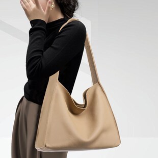 水桶包女2025新款真皮女包简约休闲包大容量包包软皮单肩包腋下包