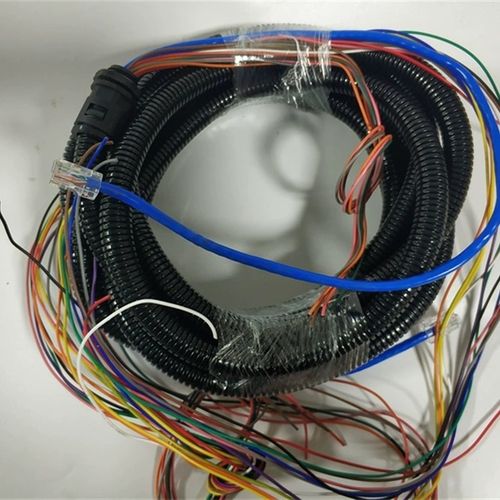 带有蔽网线混合多芯信号线移动一体电缆7寸10寸触摸屏安装盒专用