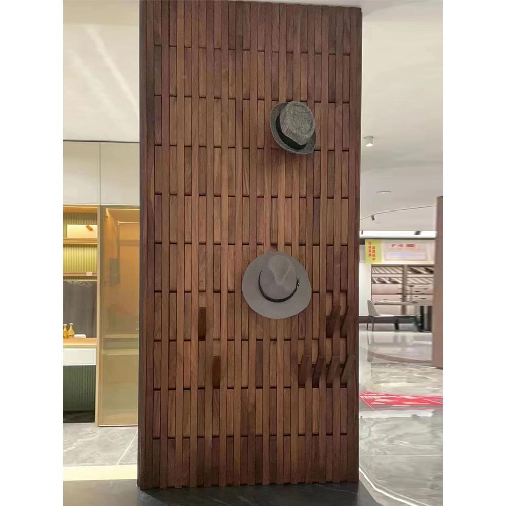 墙面创意木条衣帽架衣挂墙壁实木衣帽钩黑胡桃木玄关置物架钢琴键