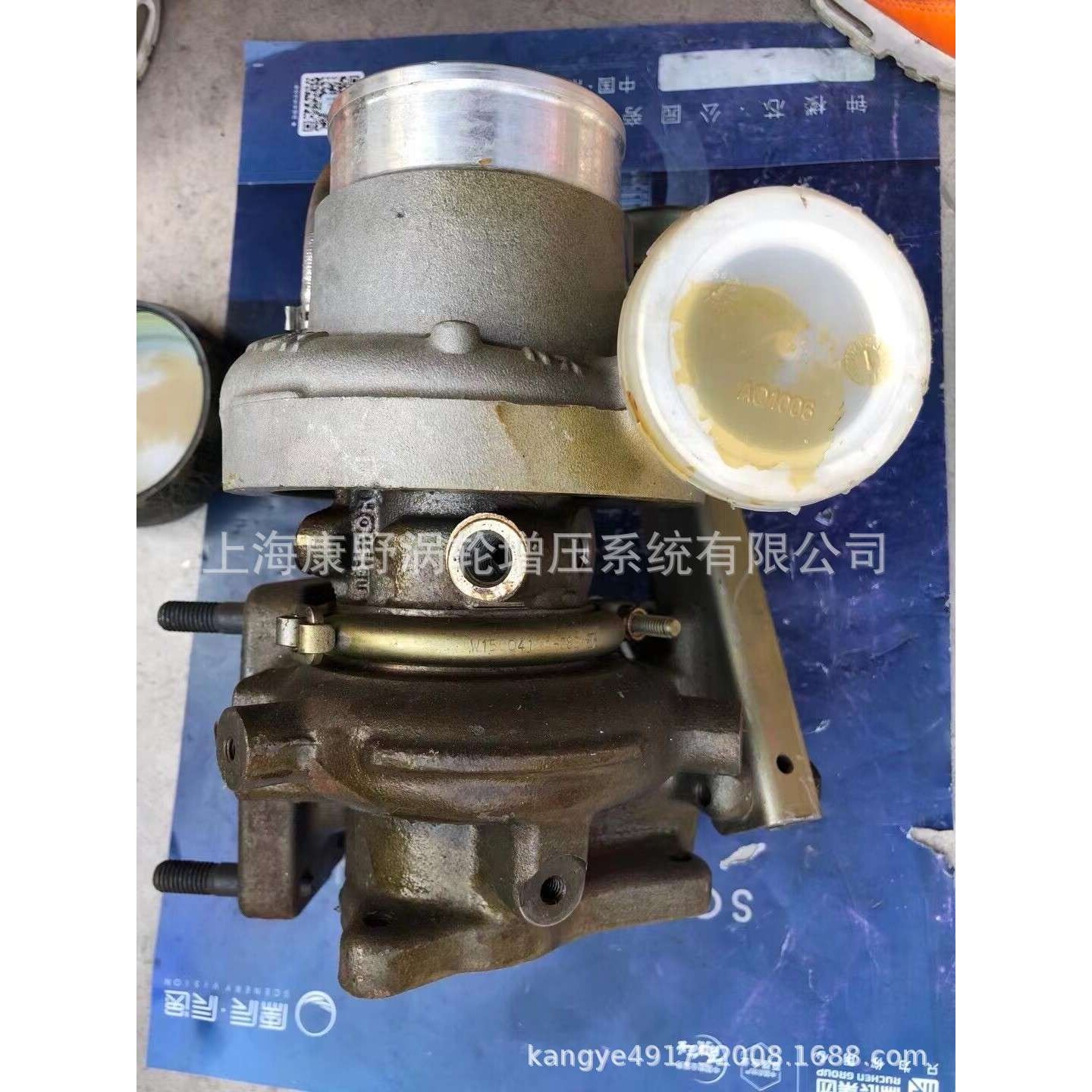 适用康明斯发动机的国5涡轮增压器3797479 3797478 HE200WG拆车件