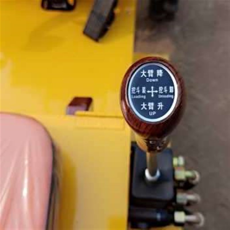 厂销高端四轮四X建机养殖场垃圾装载筑装卸车铲车铲T斗驱工地电动