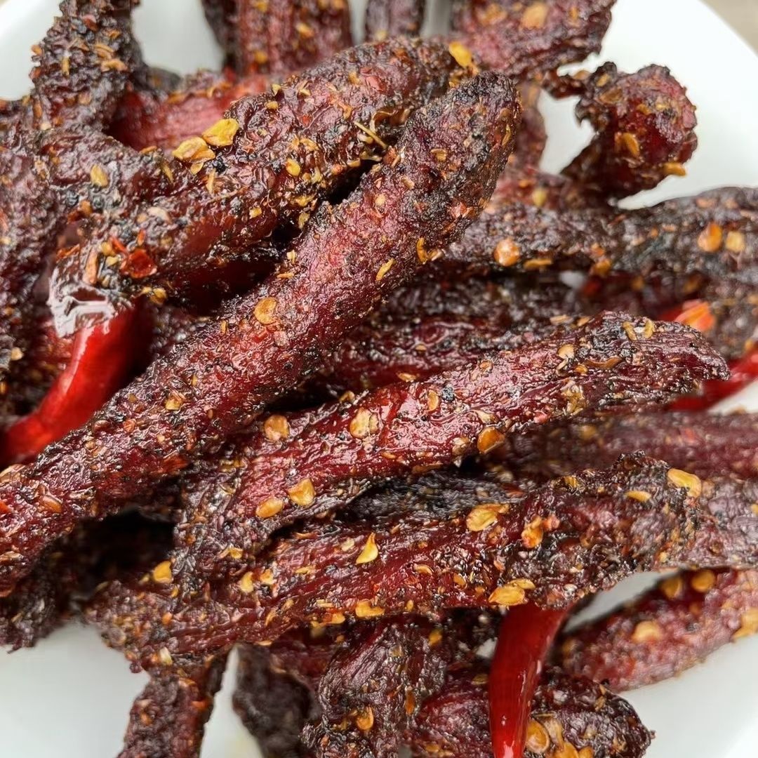 云南特产麻辣牛肉干香辣牛肉干解馋小零食辣味休闲食品