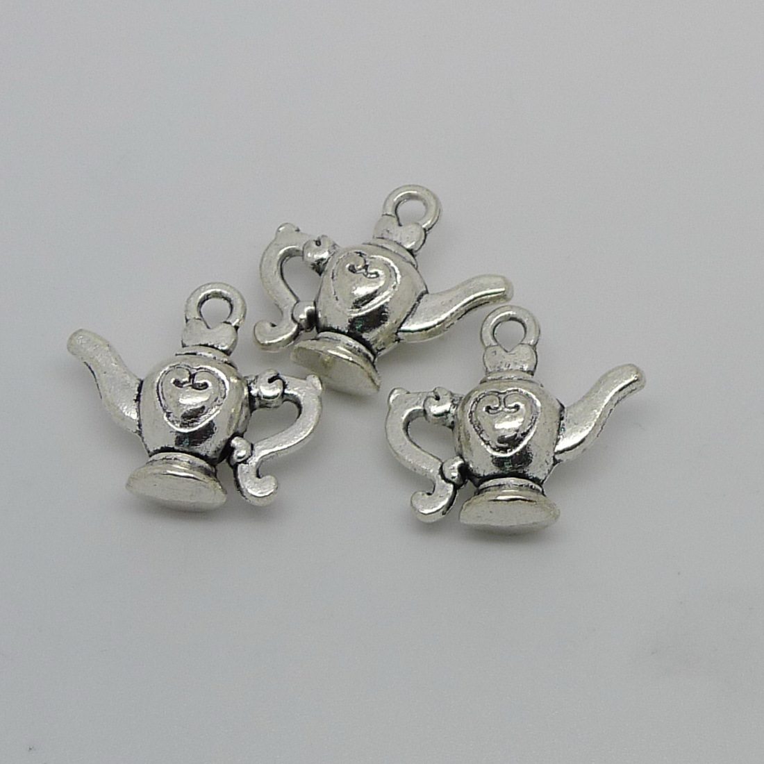 A3797茶水壶1000克/包4.2克21x20mm复古合金饰品配件流行DIY挂件