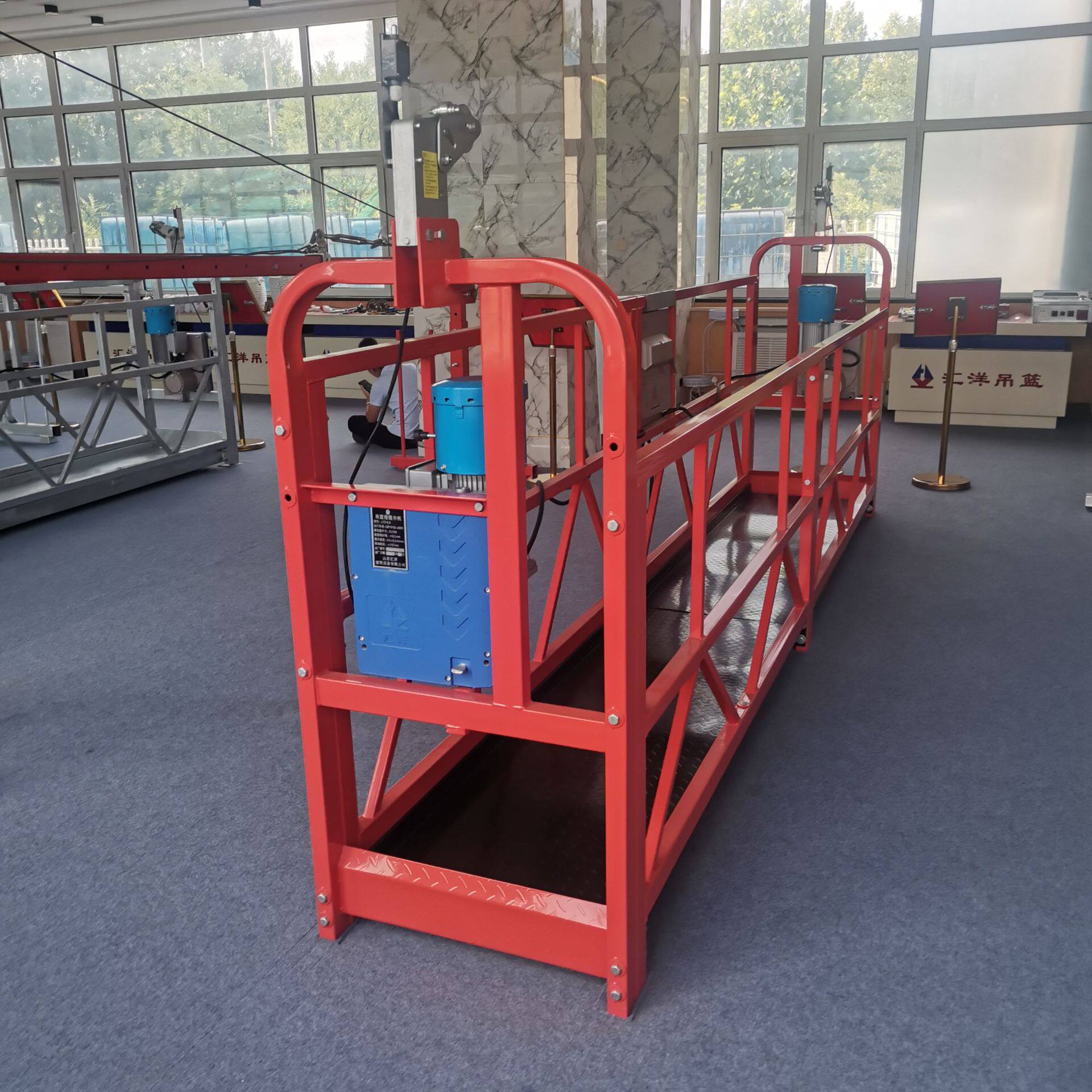 电动吊篮提升机高空作业吊篮提升机价格佛山吊篮厂家生产