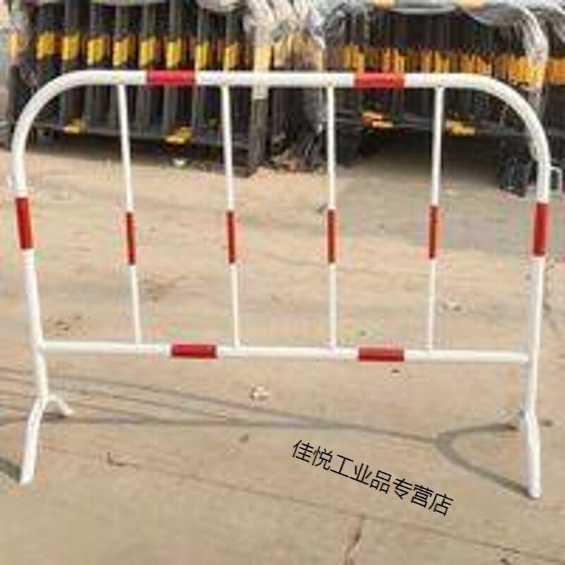 红白铁马围栏组合式硬质施工铁护栏电力安全警示铁马栏交通围挡板