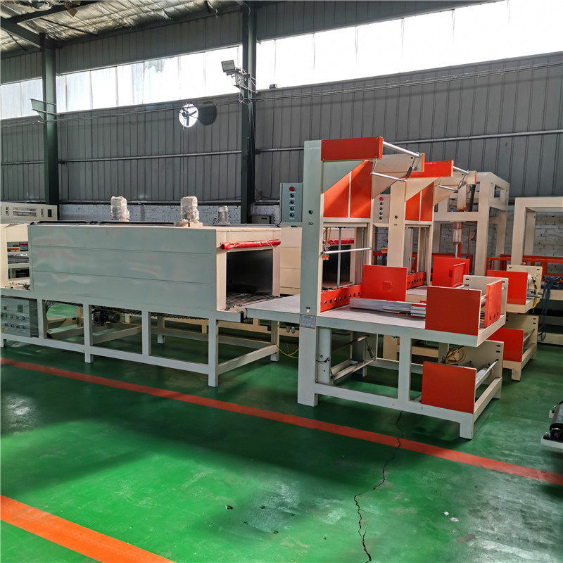 半自动岩棉复合板包装机袖口是包装设备硅脂板PE膜包装机报价多少