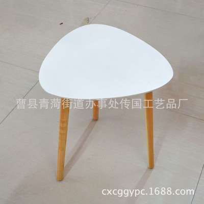 现货北欧茶几现代简约三角桌多用途小圆桌独居好物沙发边几