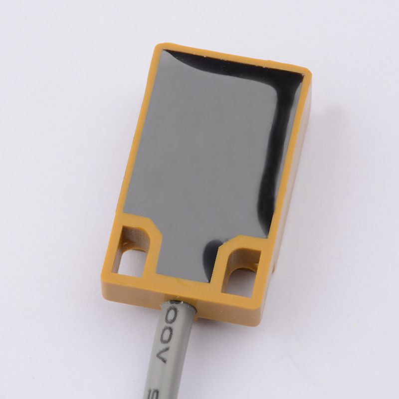 东芝电梯门机开关光电接近检测18/11/13/DS SLJ18A-Z5NK-DZ-1