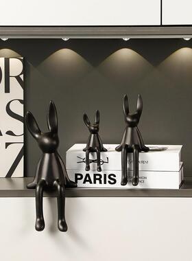 现代坐姿长耳兔摆件轻奢高档玄关客厅电视柜酒柜家居装饰品乔迁礼