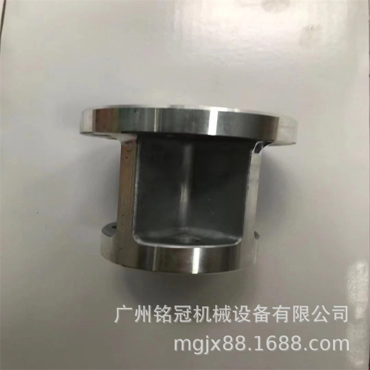 PC300-7 PC300-8 PC350-7 PC350-8 PC360-8 6D114E-3风扇叶座