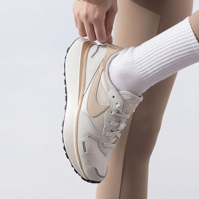 NIKE/耐克 休闲鞋 PHOENIX WAFFLE 轻便低帮运动鞋 FD2196-104