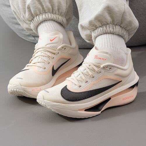 NIKE/耐克 FLY 6 米色 低帮 防滑耐磨透气 户外跑步鞋 FN8455-102