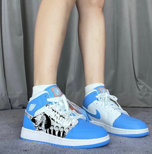 AIRJordan1复古合成革板鞋