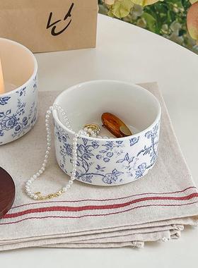 法式复古花卉带盖陶瓷摆件香薰蜡烛首饰收纳盒密封储物罐拍照道具