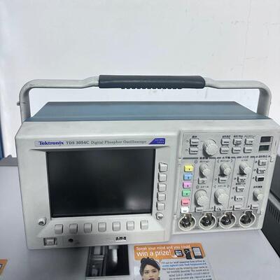 出售/维修泰克 TDS3054CTDS3034B 数字存储示波器500M/300M现货