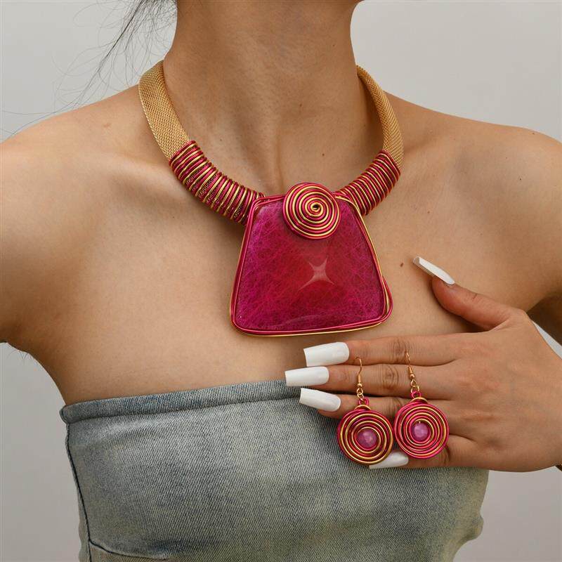 necklace women欧美大牌夸张手工编织几何亚克力宝石项链女士派对