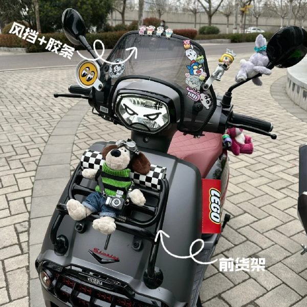 踏板公仔ns狗尾部装饰摩托车小配件5l12大全a150掌通用维多利亚门