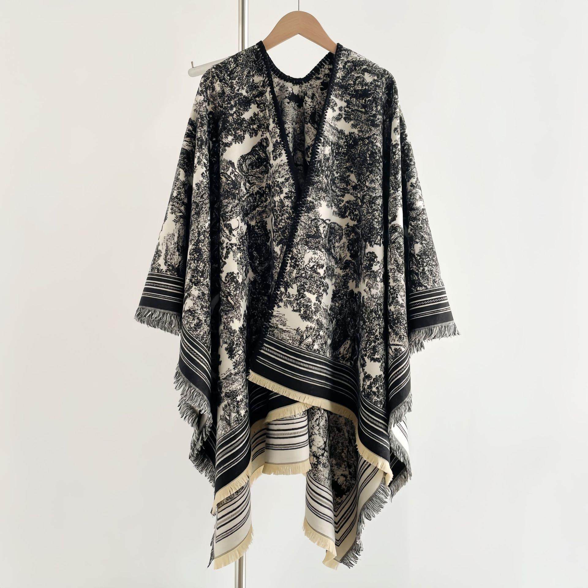 仿羊绒双面外搭大披肩女冬季保暖围巾春秋四季空调房装饰开叉斗篷