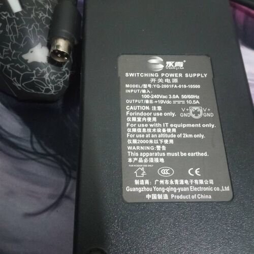 永青源YQ-2001FA-190-10500电源适配器线19V10.5A圆口四针19V200W