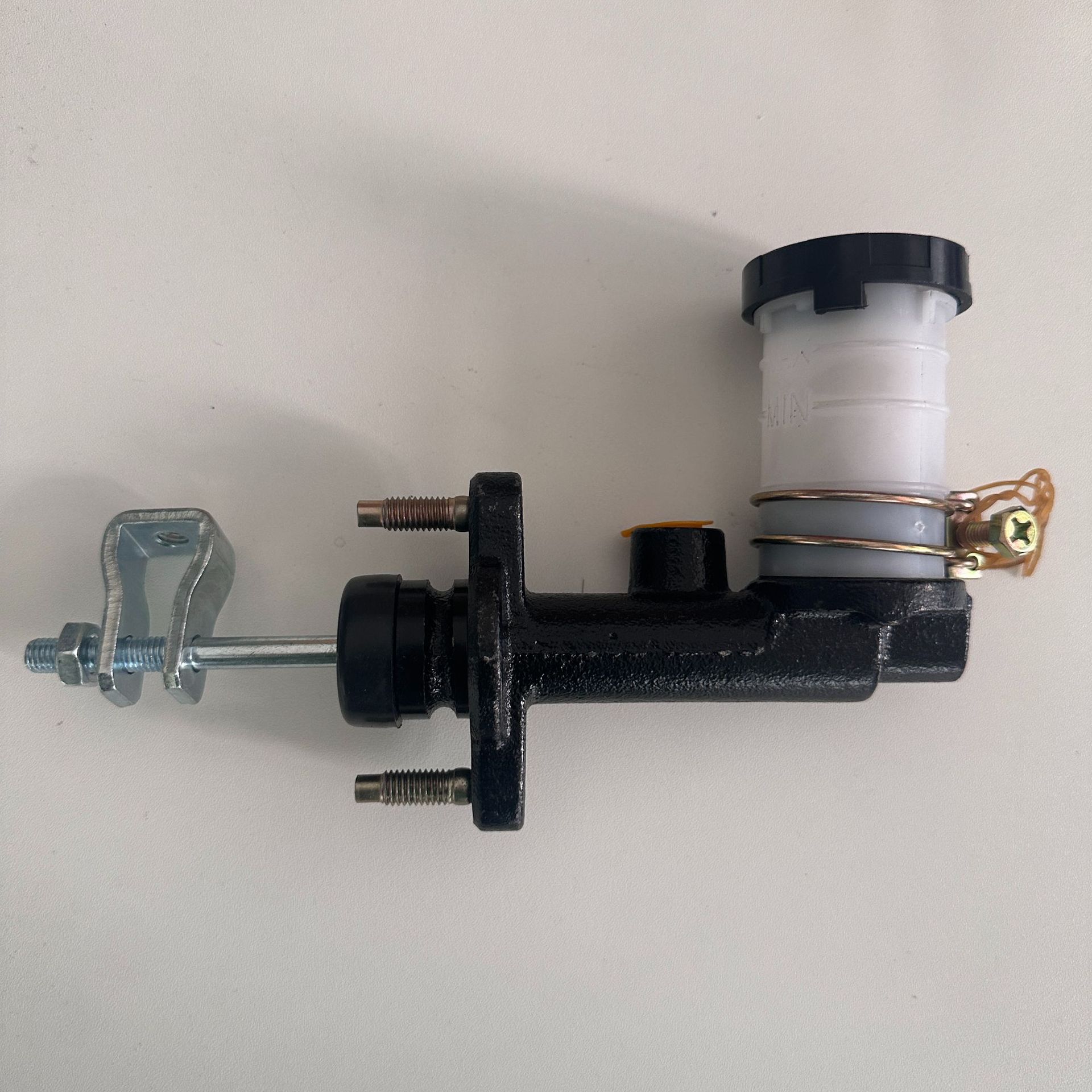 8-94434-710-0 8-94434-710-1适用于五十铃皮卡离合器总泵