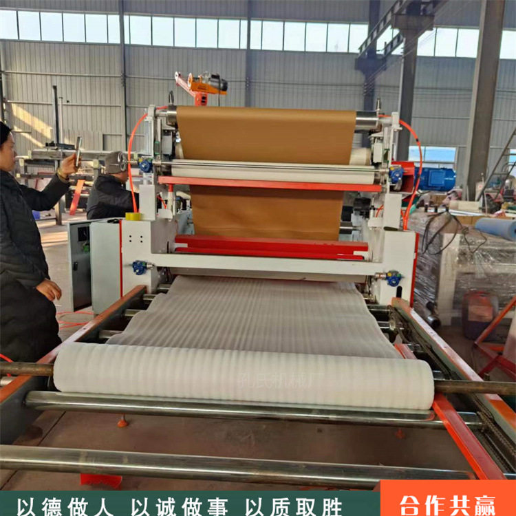 珍珠棉瓦楞纸板覆膜机厂家 卷对卷复合机 自带胶牛皮纸辊加热贴机