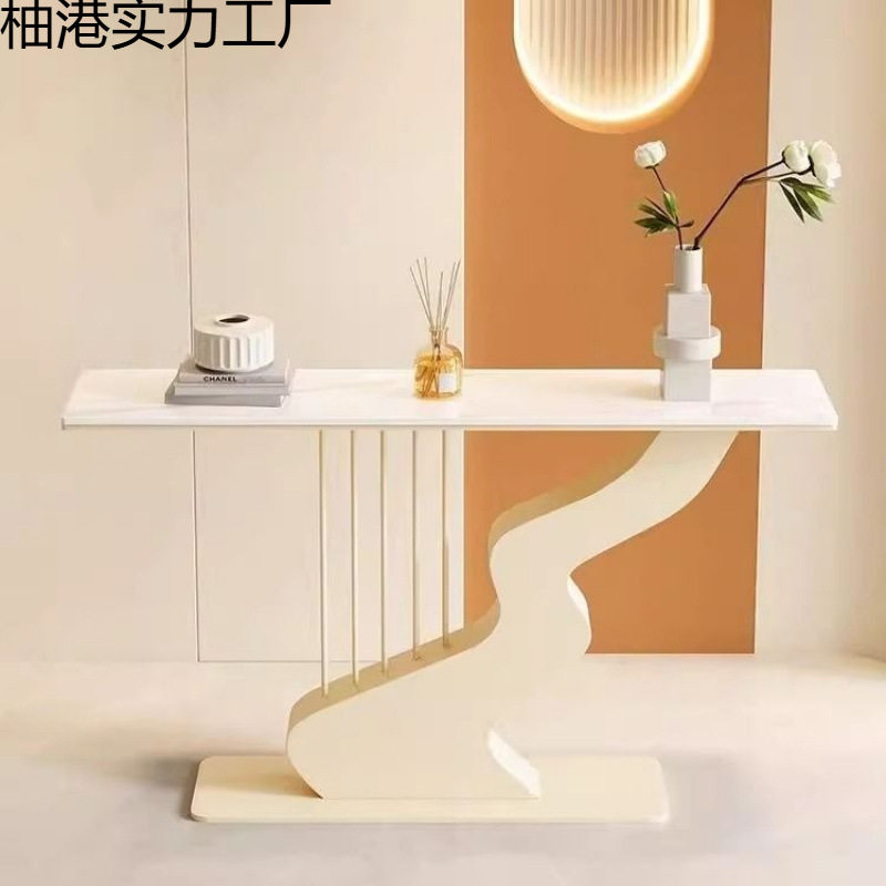 奶油风轻奢岩板玄关端景台