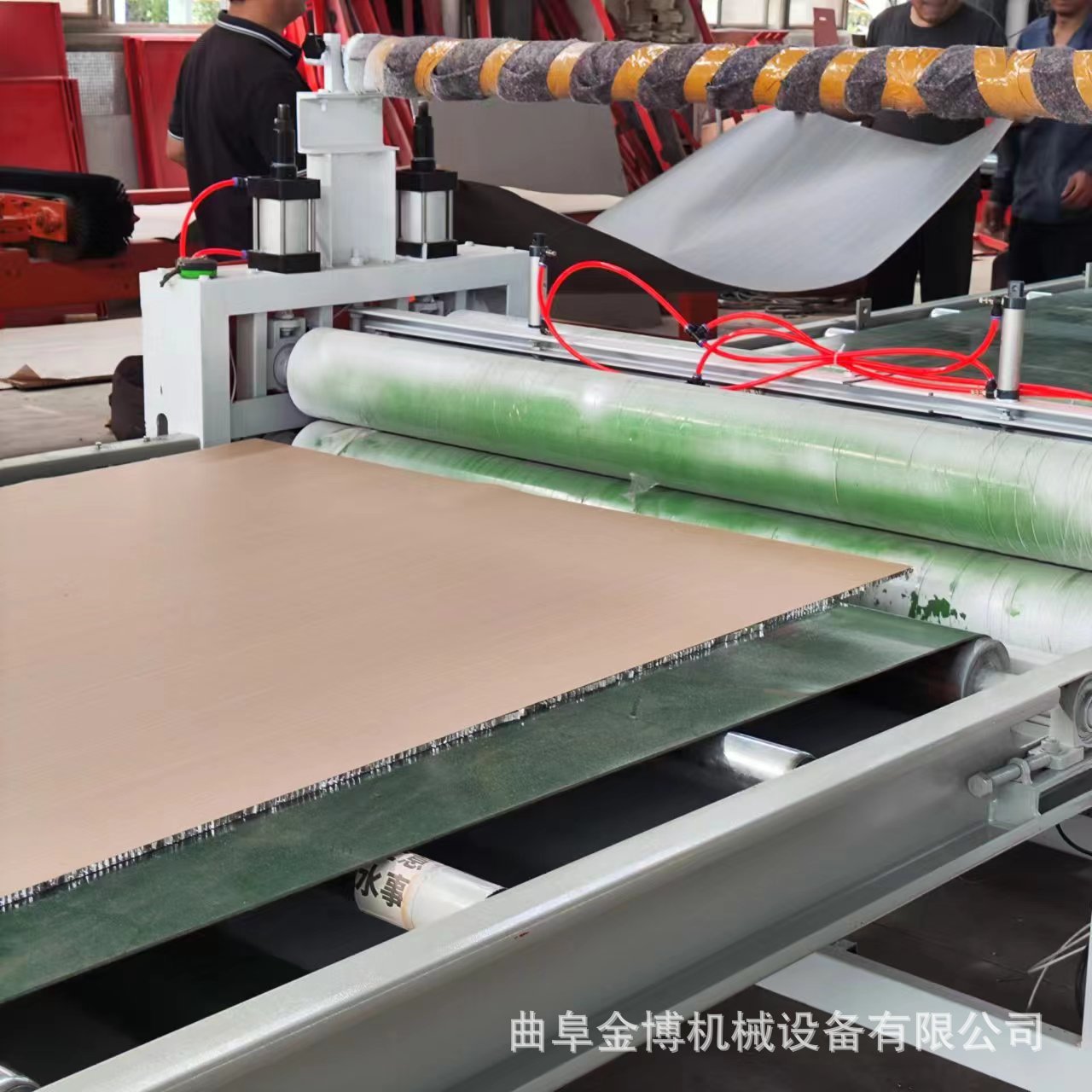 EVA热胶复合机 皮革布料软包平贴机 卷对卷加热复合机