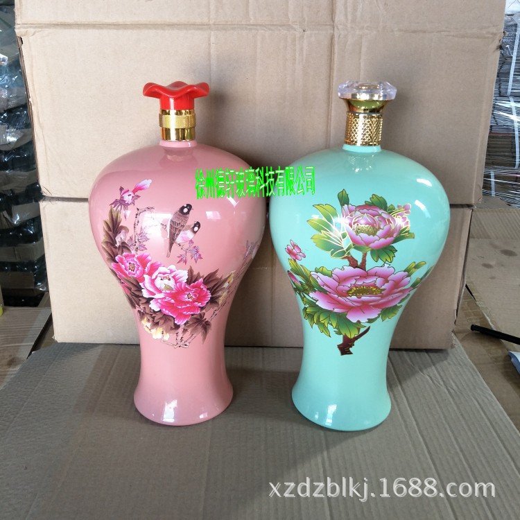 现货批发5斤装坛子 五斤装雕花酒坛 红色大酒坛 绿色牡丹酒坛带盖