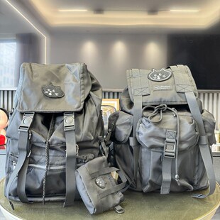 日系新款惊讶猫刺绣休闲百搭双肩包男女大容量户外爬山旅行背包