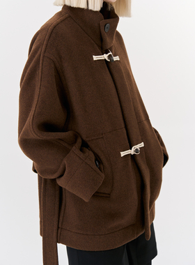 ROLLINGAGE  撞色细节短款牛角扣大衣