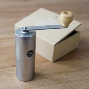 便携器研磨机制作青粉所不锈钢芳磨咖啡豆手摇磨豆机复古日本手磨