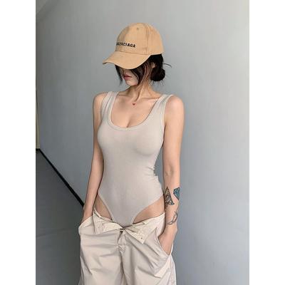 辣妹浅色无袖t恤女秋连体衣露腰修身连体上衣小众设计感拽姐内搭
