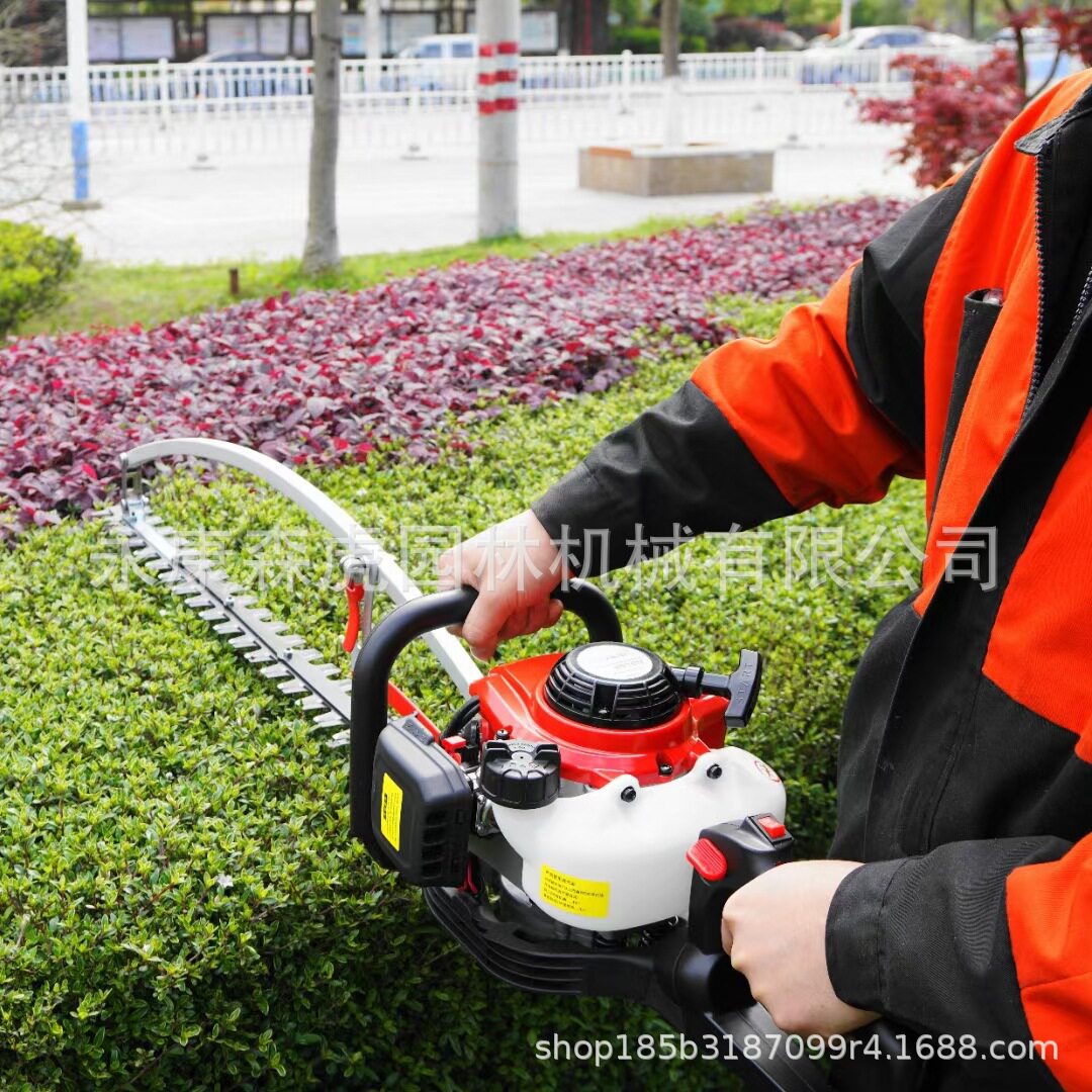 弧形可调绿篱修剪机基地用