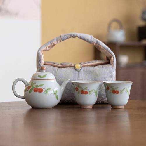 新中式古青手绘红柿旅行茶具一壶两杯布袋釉下彩梨壶家用便携茶具