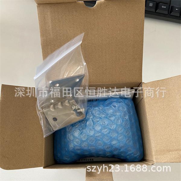 基恩士SR-75L6/B1SR-75L4SR-752SR-CG14SR-LR1SR-PU1读取器