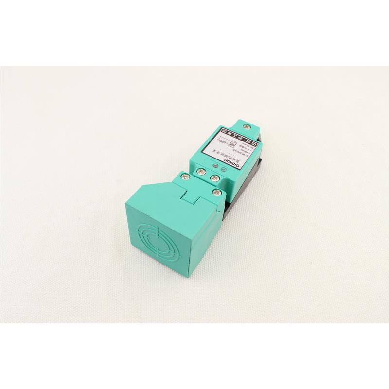 沪工方型接近开关 HY-3030A B C D AL BL -2030A B 金属传感器