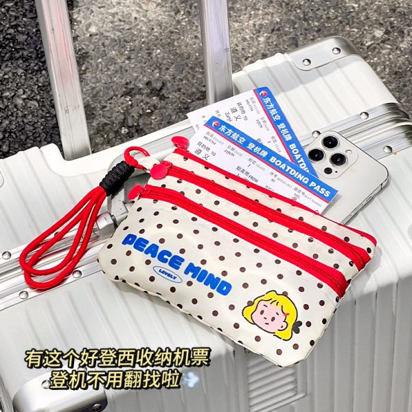 身份证女登机牌护照夹高出国颜值卡包随身轻薄可爱证件收纳包旅行