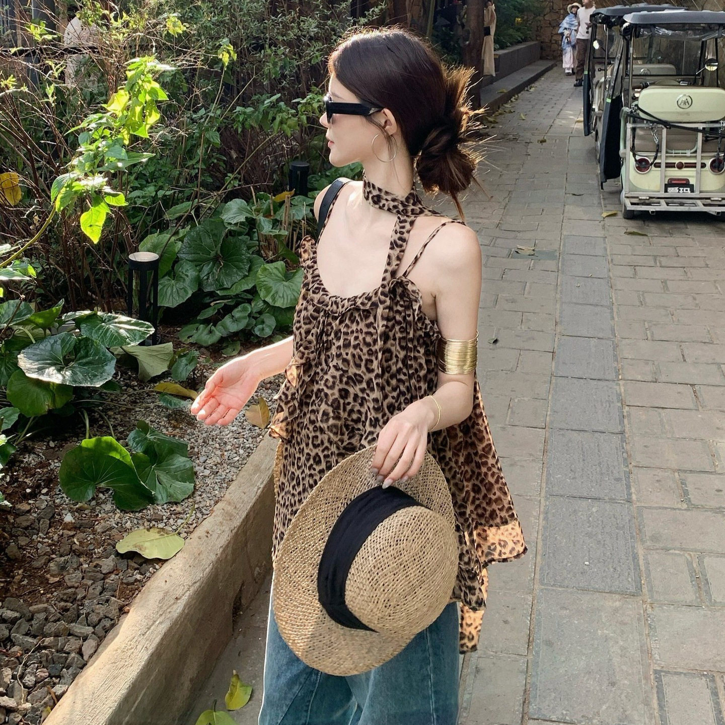 辣妹复古豹纹荷叶边吊带背心女夏季气质露背宽松显瘦外穿无袖上衣