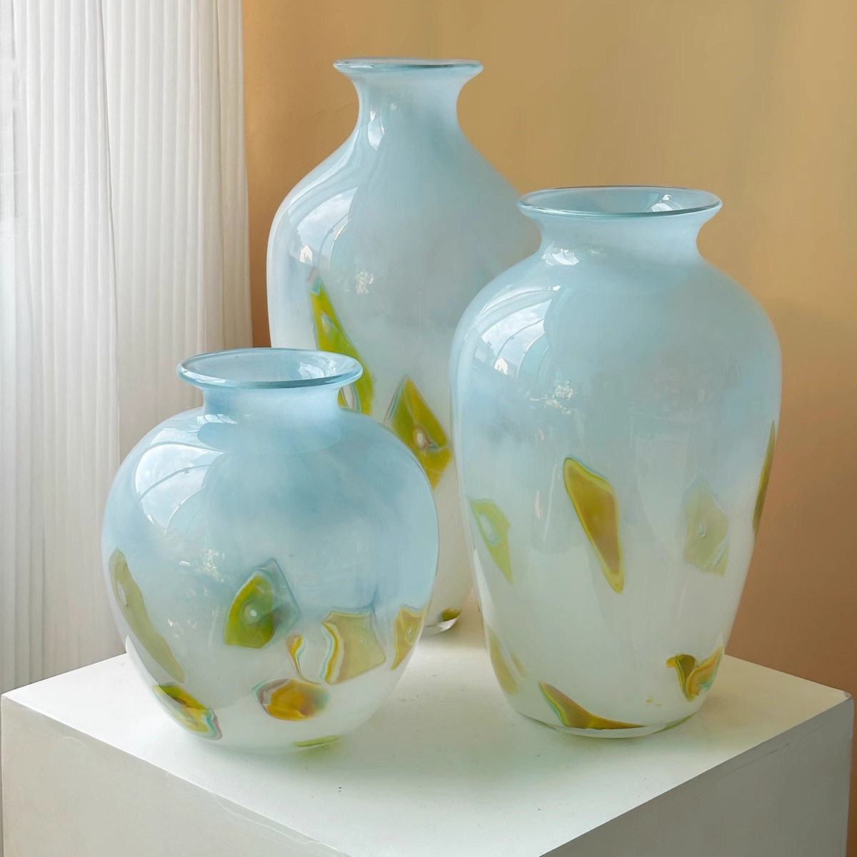蓝色琉璃花瓶法式高级感玄关斗柜家居插花器客厅软装玻璃装饰摆件