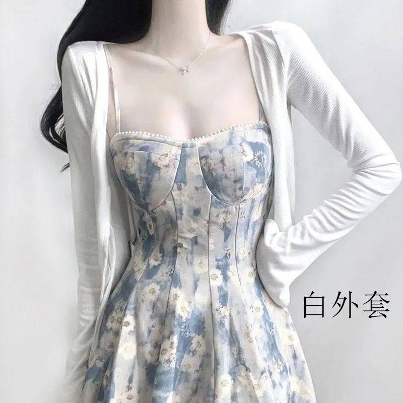 茶歇法式蓝色油画连衣裙女夏季2024新款仙女碎花收腰吊带中长裙子,女装/女士精品,大码套装,淘宝优惠券,粉丝福利购,淘宝优惠卷