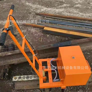 便捷式钢轨螺栓涂油机 轨枕生锈抹油器 铁道螺栓养护车