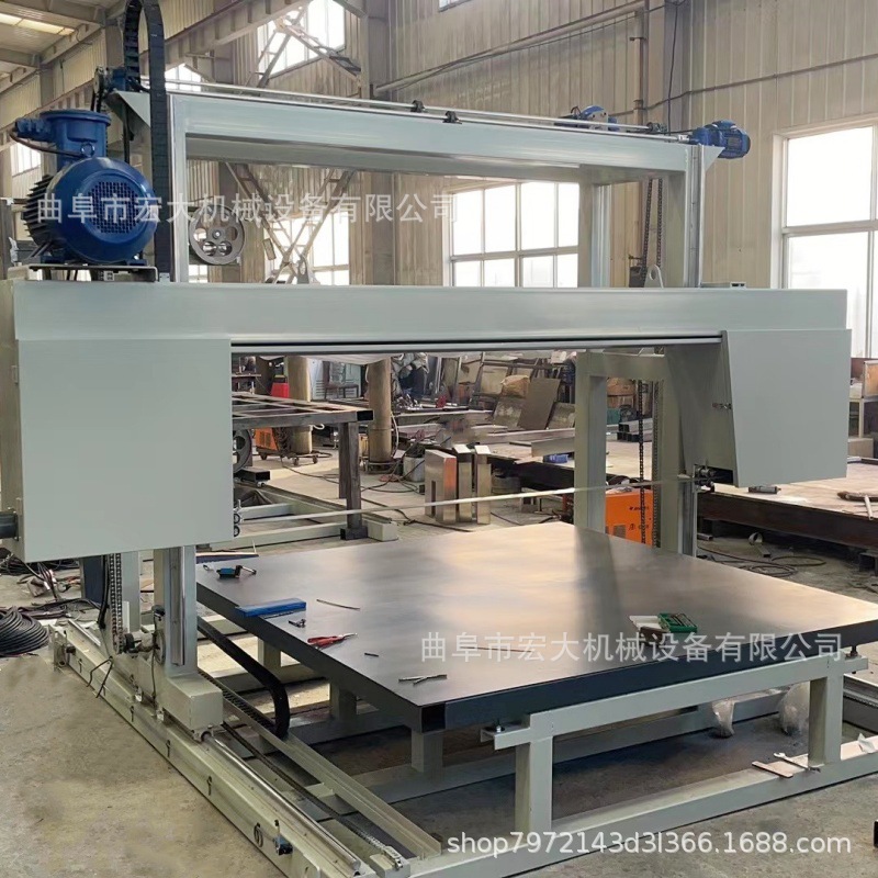 河北保温材料切割推台锯 陶瓷切割发泡砖交工  立式木工带锯机