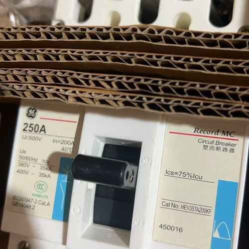 议价HEV塑壳断路器HEV35TA200KFHEV35TA250KFHEV35TA160KF