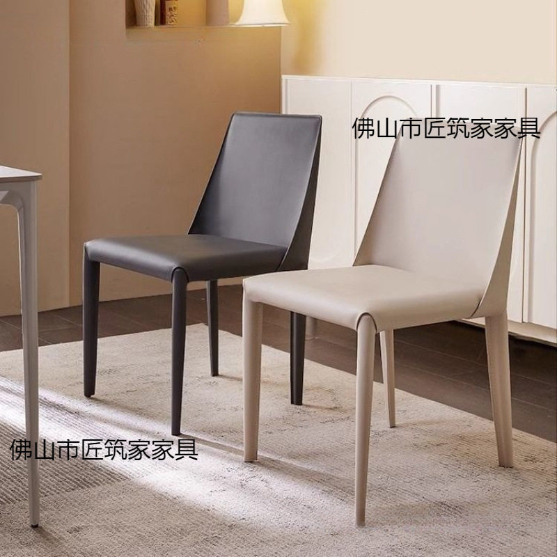 马鞍皮餐椅家用现代简约意式轻奢餐厅椅子北欧极简餐桌椅靠背凳子